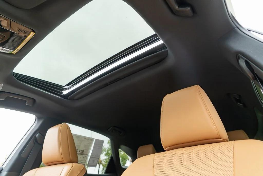 new 2025 Lexus RX 350 car, priced at $55,838