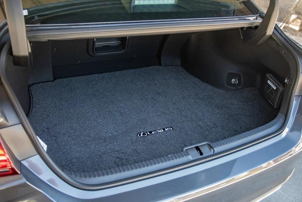 new 2025 Lexus ES 350 car, priced at $43,935