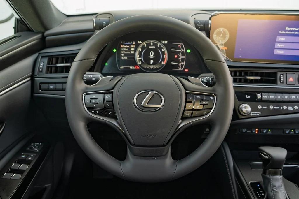 new 2025 Lexus ES 350 car, priced at $44,179
