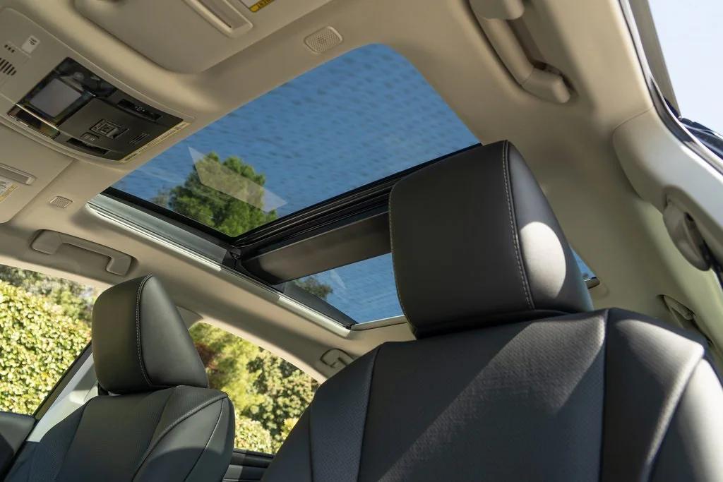 new 2025 Lexus ES 350 car, priced at $44,179