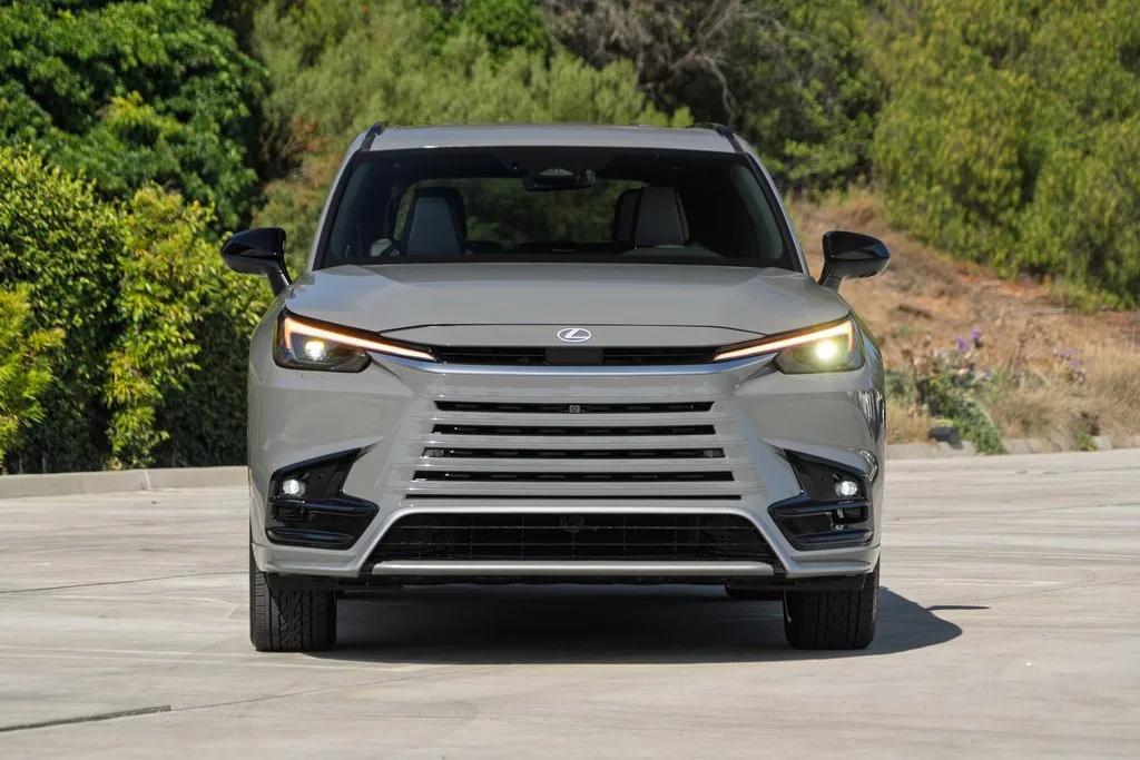 new 2026 Lexus TX 500h car, priced at $75,987