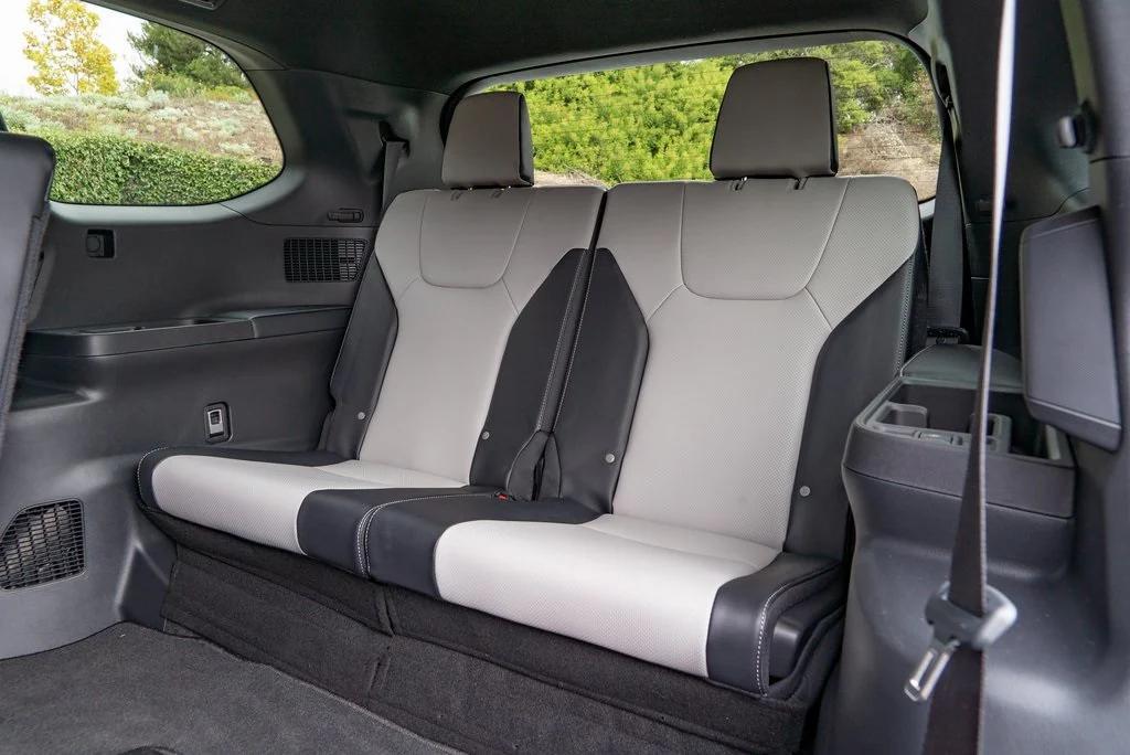 new 2026 Lexus TX 500h car, priced at $75,987