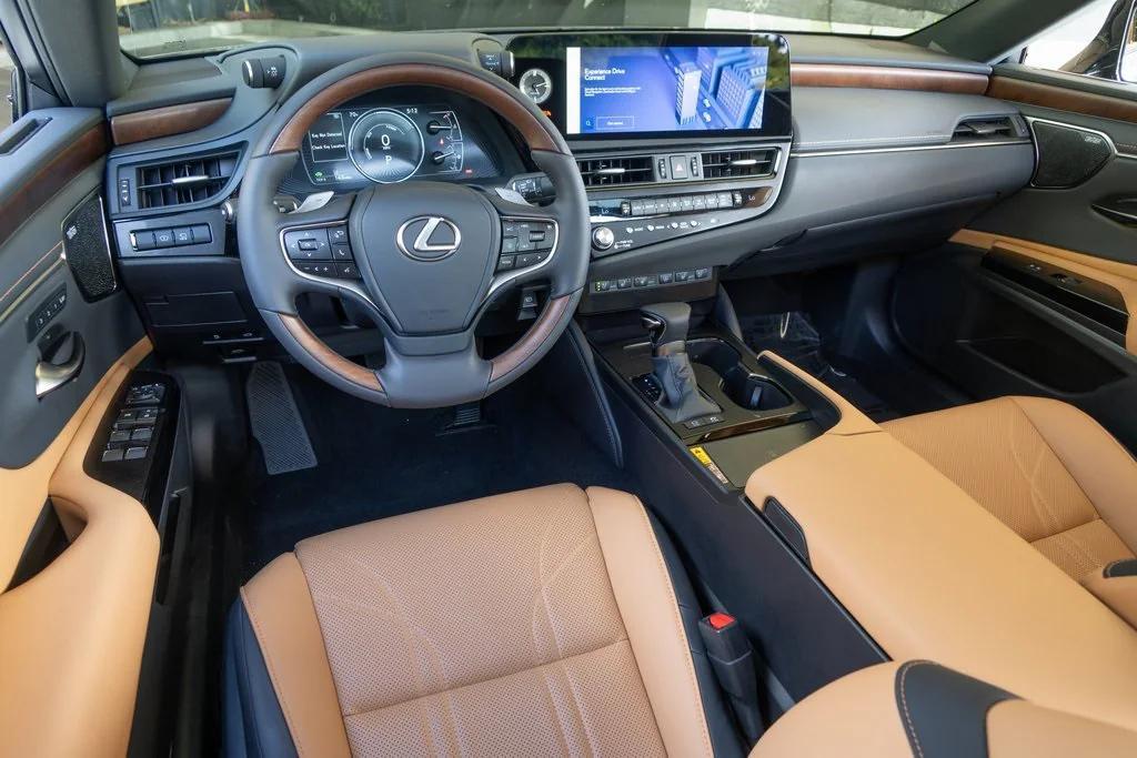 new 2025 Lexus ES 300h car, priced at $56,125