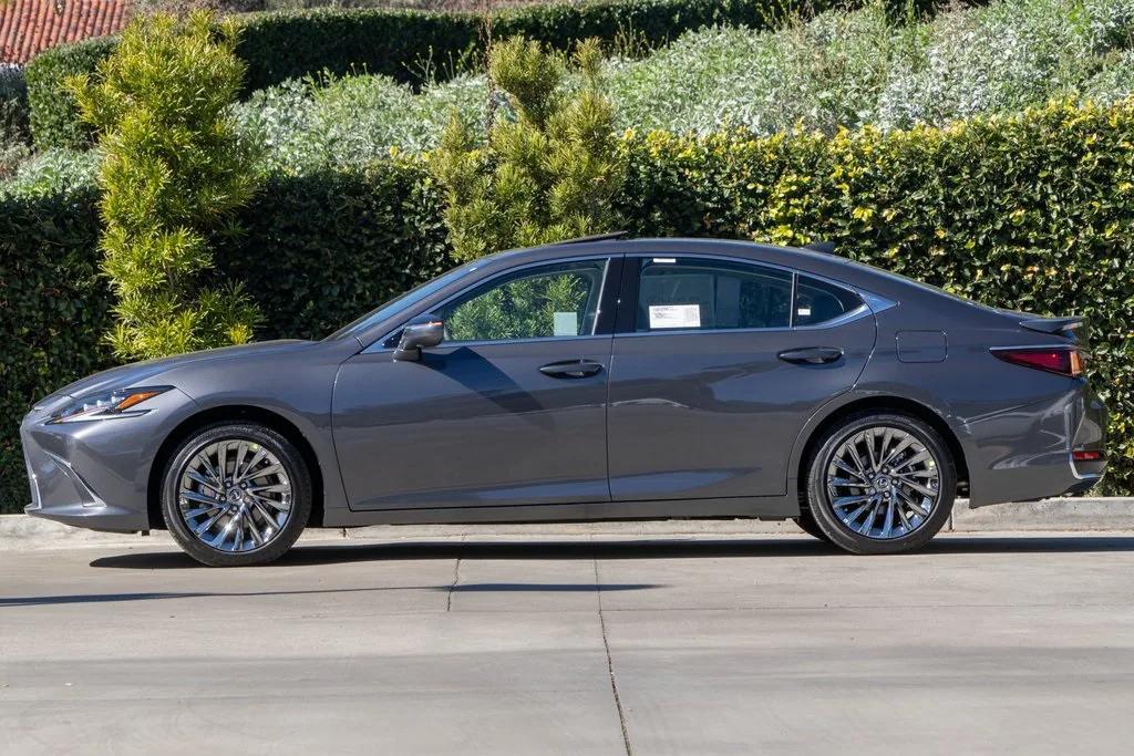 new 2025 Lexus ES 300h car, priced at $56,125