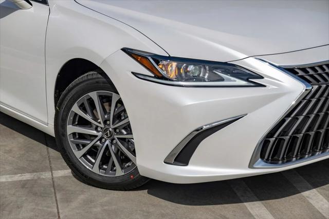 new 2025 Lexus ES 350 car, priced at $43,715