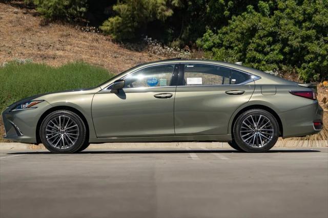 new 2025 Lexus ES 300h car, priced at $48,065