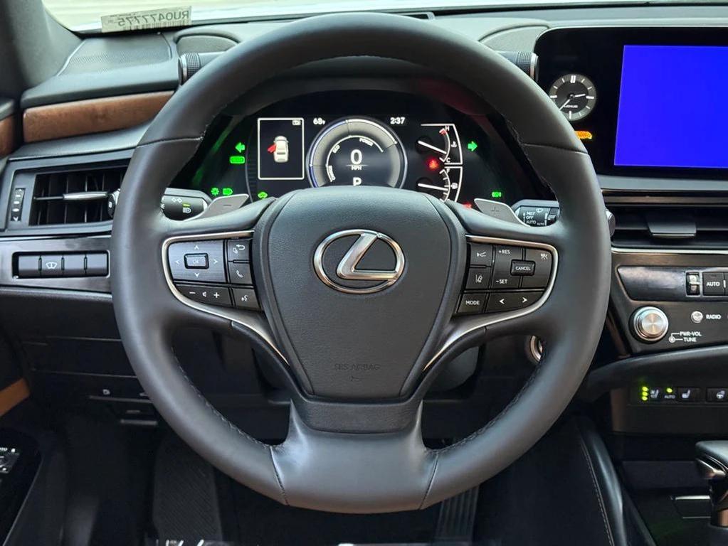 used 2024 Lexus ES 300h car, priced at $41,281
