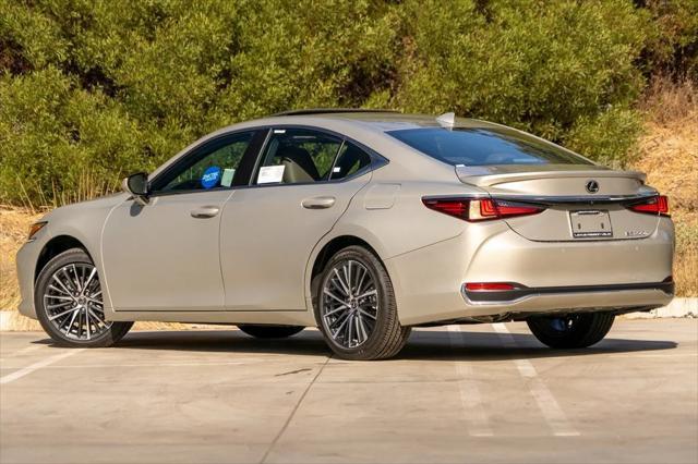 new 2025 Lexus ES 300h car, priced at $48,065