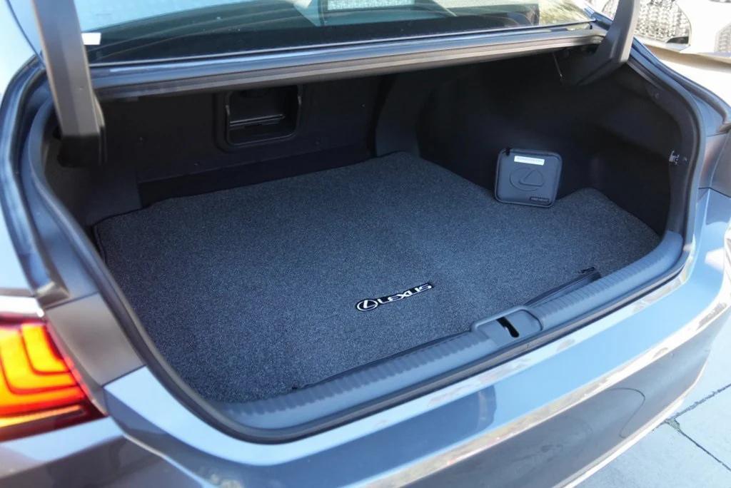 new 2025 Lexus ES 300h car, priced at $49,204