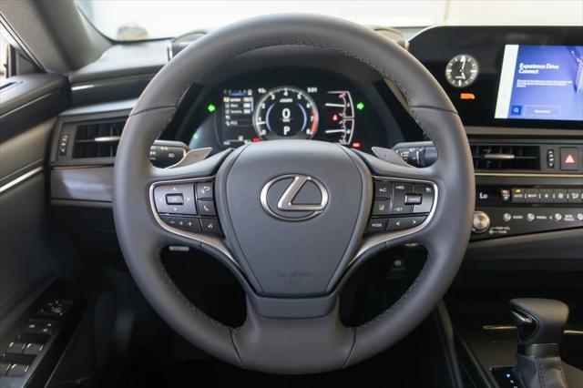 new 2025 Lexus ES 350 car, priced at $43,215