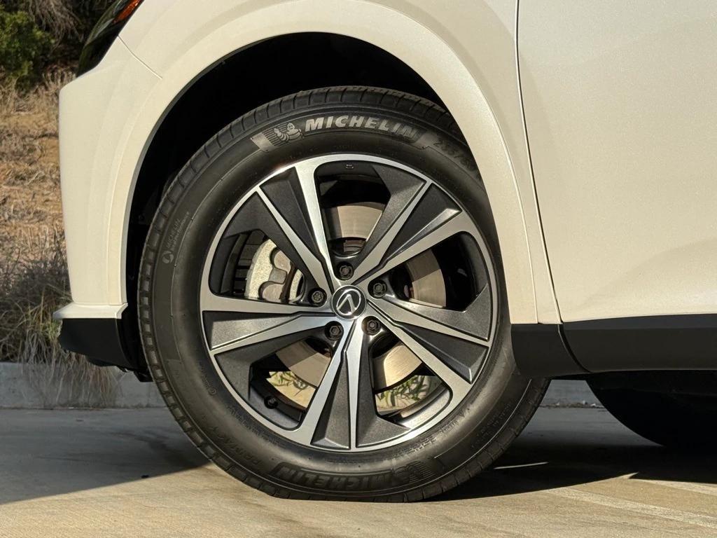 used 2024 Lexus RX 350 car, priced at $45,275