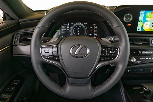 new 2025 Lexus ES 300h car, priced at $48,565