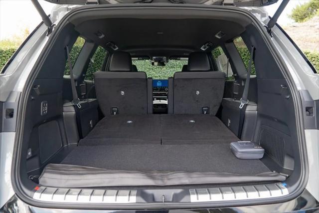 new 2025 Lexus TX 500h car, priced at $75,225