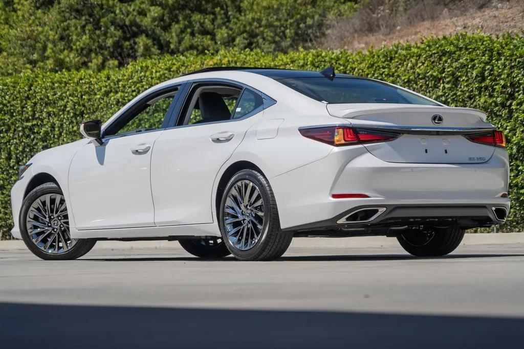 new 2025 Lexus ES 350 car, priced at $54,110