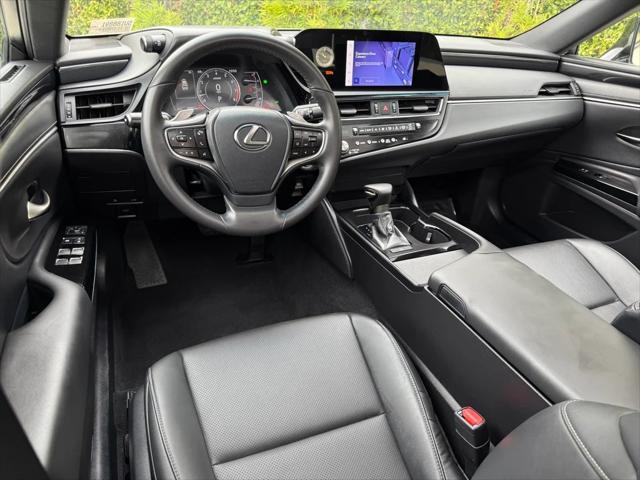 used 2025 Lexus ES 350 car, priced at $42,255