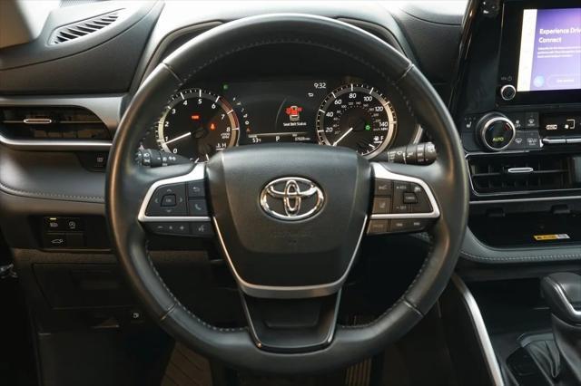 used 2023 Toyota Highlander car, priced at $36,851