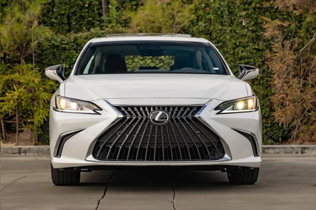 new 2024 Lexus ES 250 car, priced at $49,400