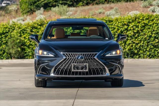 new 2025 Lexus ES 300h car, priced at $49,695