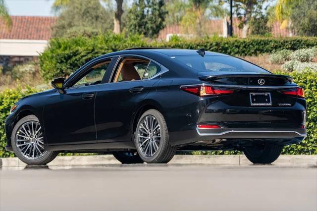 new 2025 Lexus ES 300h car, priced at $49,695