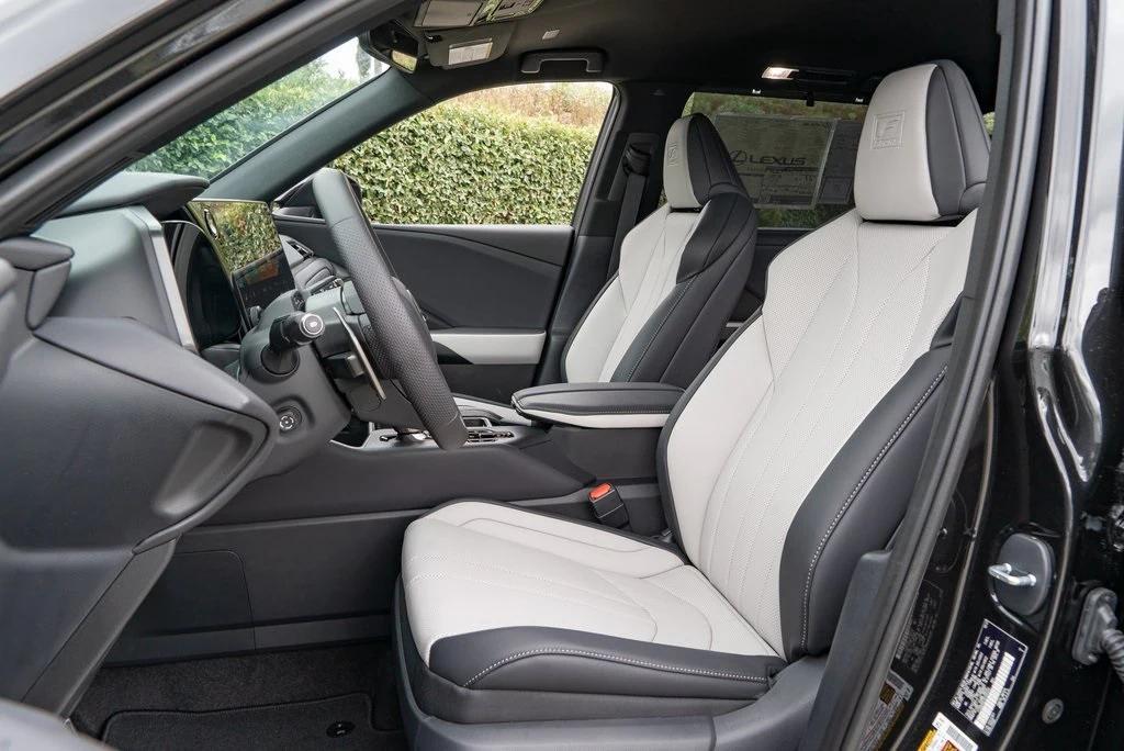 new 2026 Lexus TX 500h car, priced at $75,987