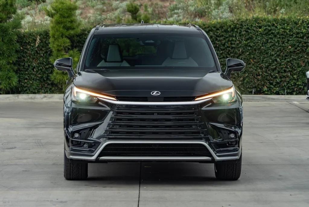 new 2026 Lexus TX 500h car, priced at $75,987