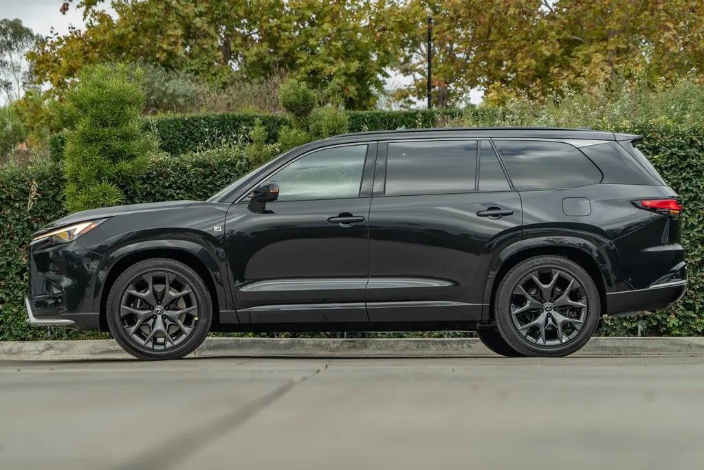 new 2026 Lexus TX 500h car, priced at $75,987