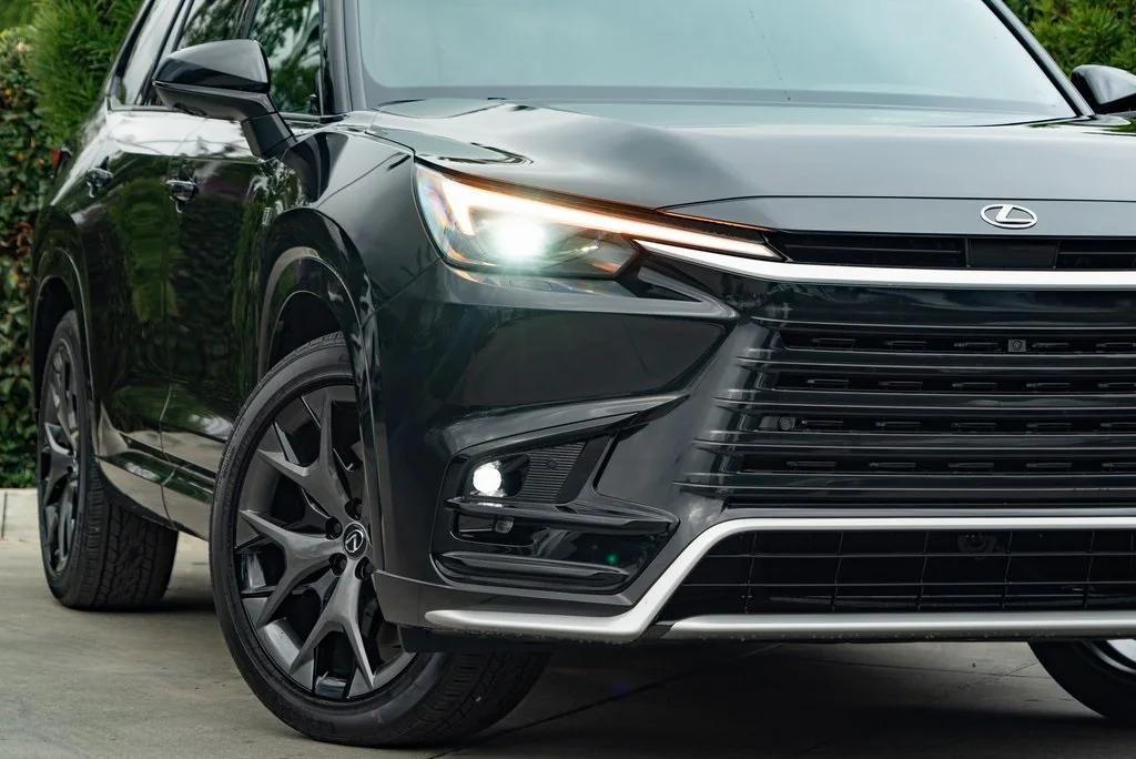 new 2026 Lexus TX 500h car, priced at $75,987