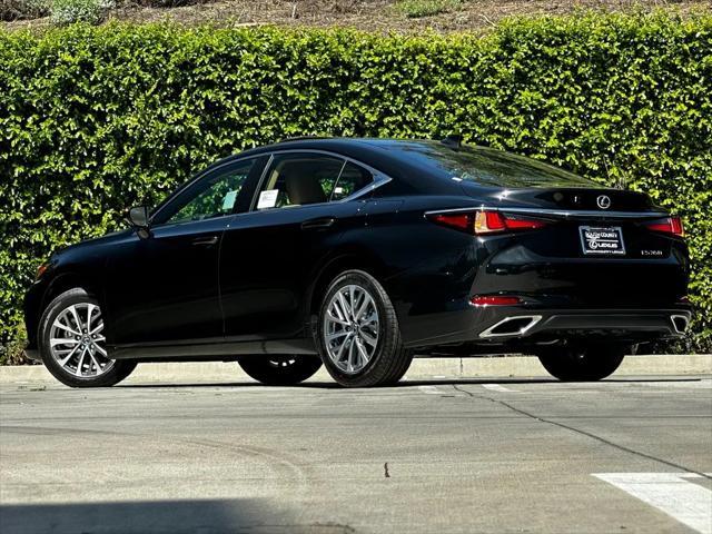 new 2025 Lexus ES 350 car, priced at $43,215