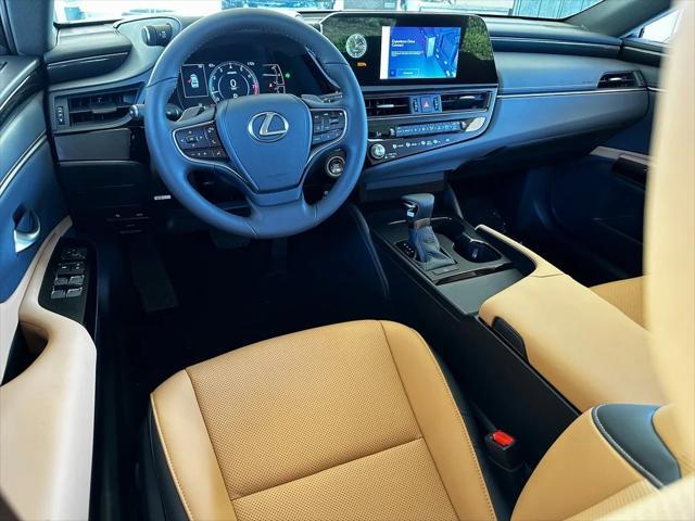 new 2025 Lexus ES 350 car, priced at $43,215