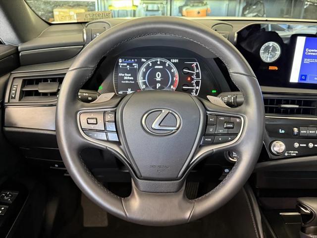 used 2025 Lexus ES 350 car, priced at $39,991