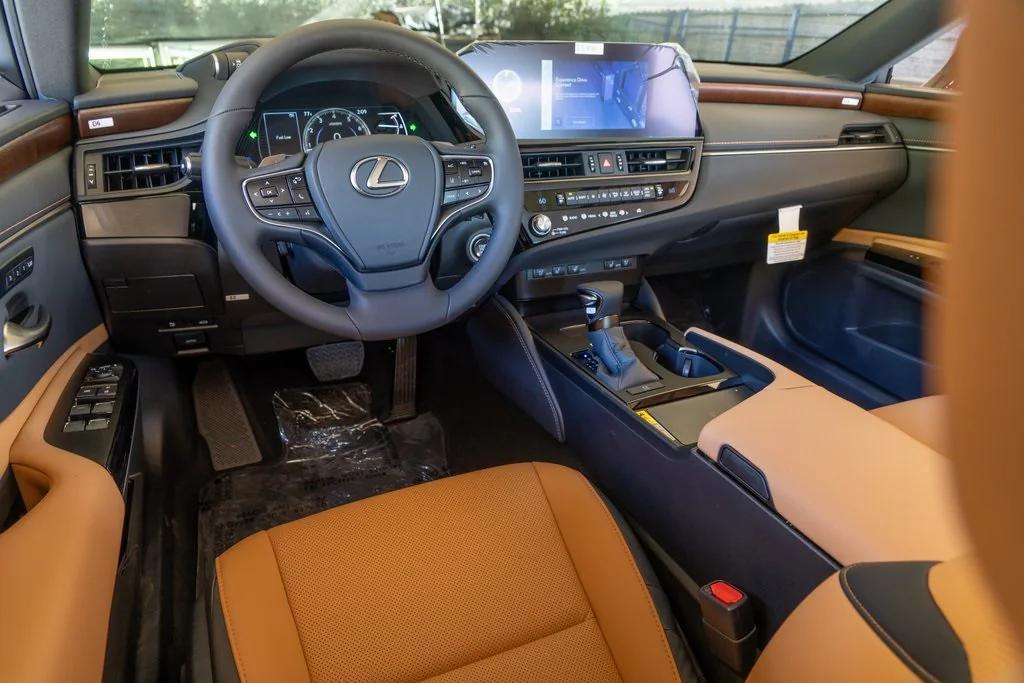 new 2025 Lexus ES 350 car, priced at $47,385