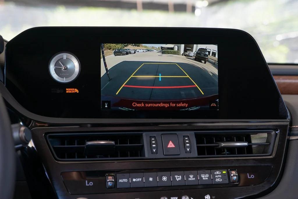 new 2025 Lexus ES 350 car, priced at $47,385