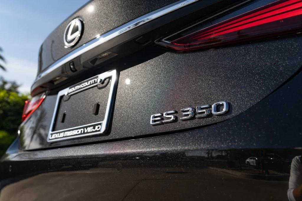 new 2025 Lexus ES 350 car, priced at $47,385