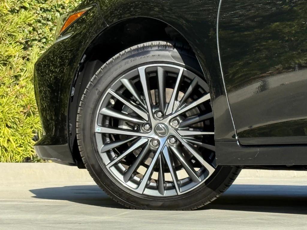used 2023 Lexus ES 300h car, priced at $36,971