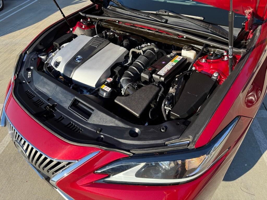 used 2021 Lexus ES 350 car, priced at $30,291