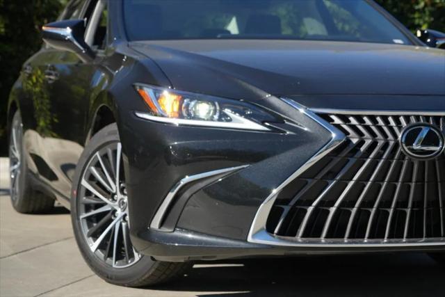 new 2025 Lexus ES 300h car, priced at $49,695