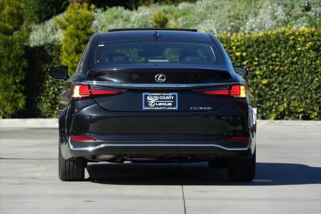 new 2025 Lexus ES 300h car, priced at $49,695