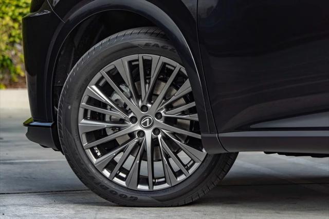 new 2025 Lexus RX 350 car, priced at $68,614