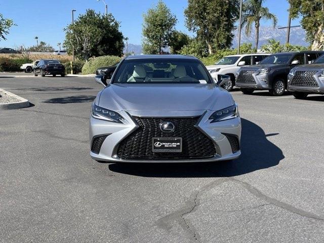 new 2024 Lexus ES 300h car, priced at $57,705