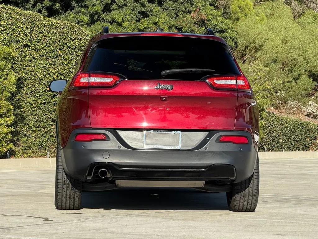 used 2018 Jeep Cherokee car, priced at $16,653