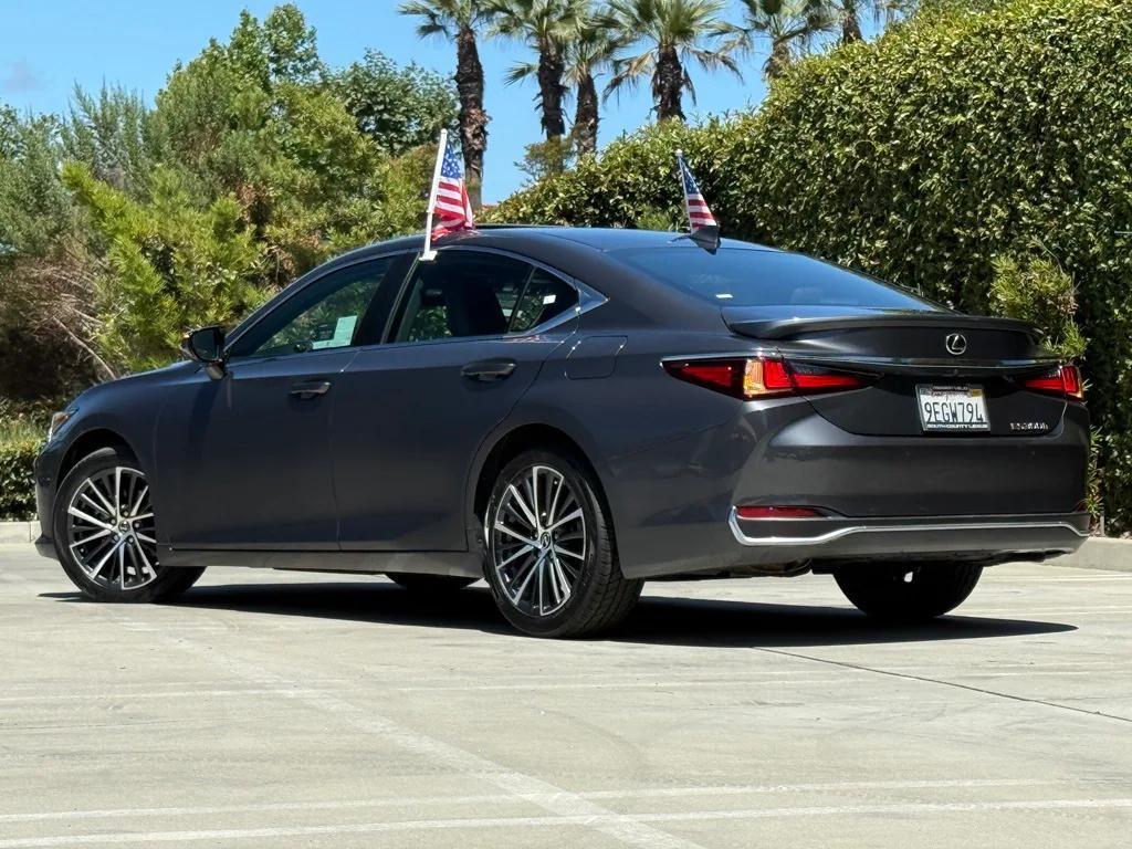 used 2023 Lexus ES 300h car, priced at $38,981