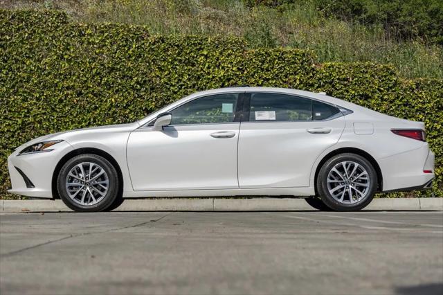 new 2025 Lexus ES 350 car, priced at $43,715