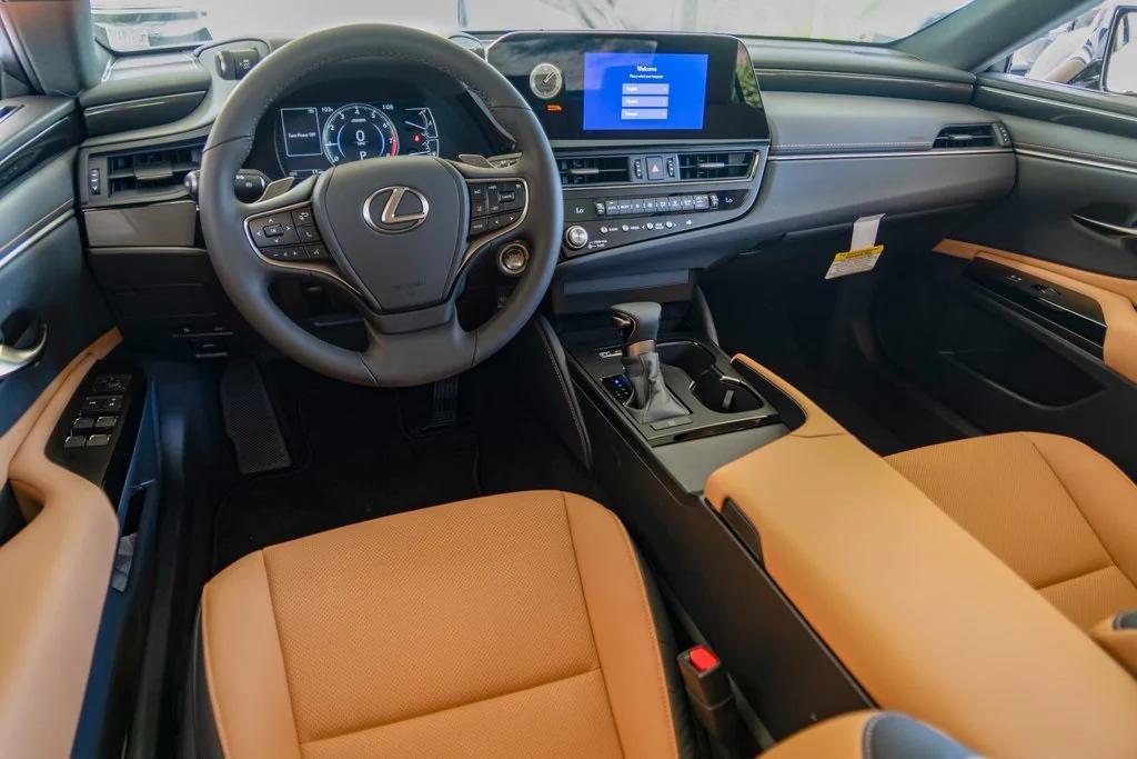 new 2025 Lexus ES 350 car, priced at $44,354