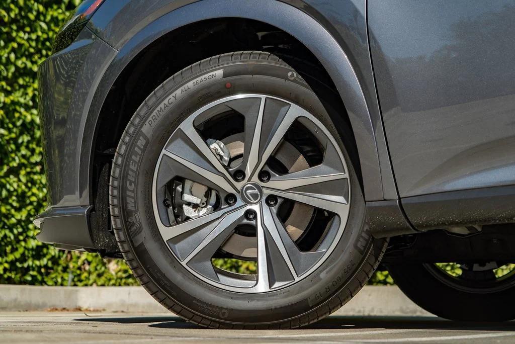 new 2025 Lexus RX 350 car, priced at $55,405