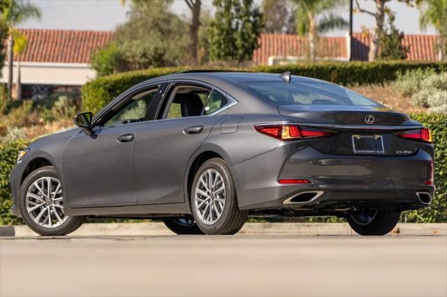 new 2025 Lexus ES 350 car, priced at $43,715