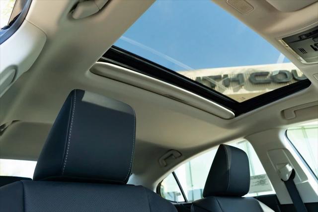 new 2025 Lexus ES 300h car, priced at $50,195