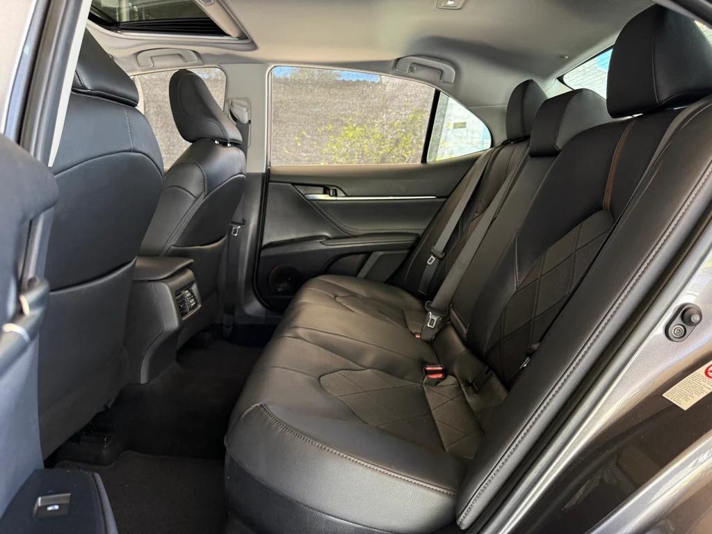 used 2018 Toyota Camry Hybrid car, priced at $18,841