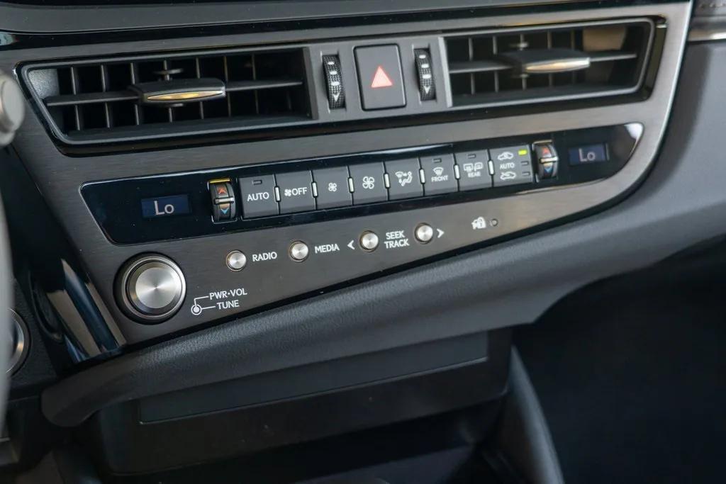 new 2025 Lexus ES 350 car, priced at $44,354