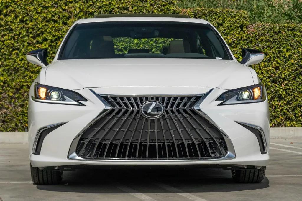new 2025 Lexus ES 350 car, priced at $44,354