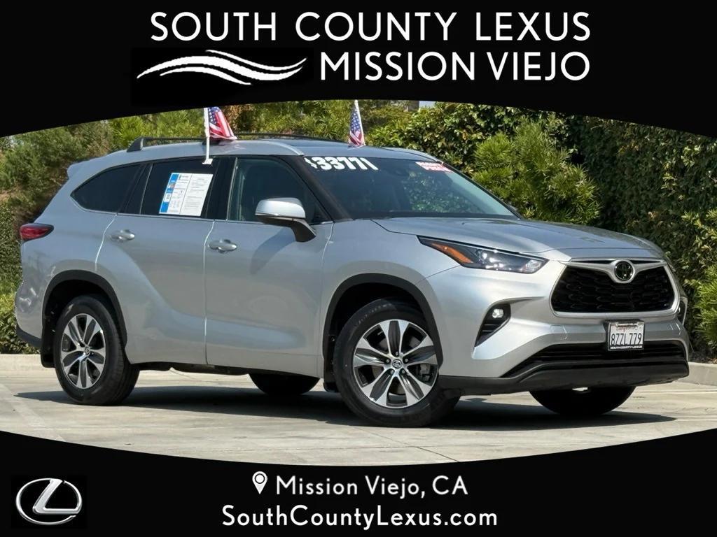 used 2022 Toyota Highlander car, priced at $32,973